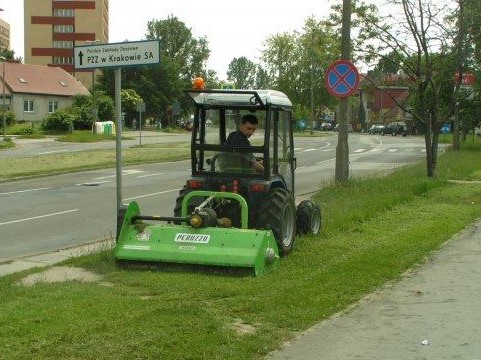 Broyeur à fléaux KUBOTA by Peruzzo PUMA1600 160cm-96 couteaux-240Kg