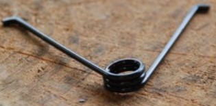 Ressort pour sécateur okatsune 103 104 et 422, KZST10301