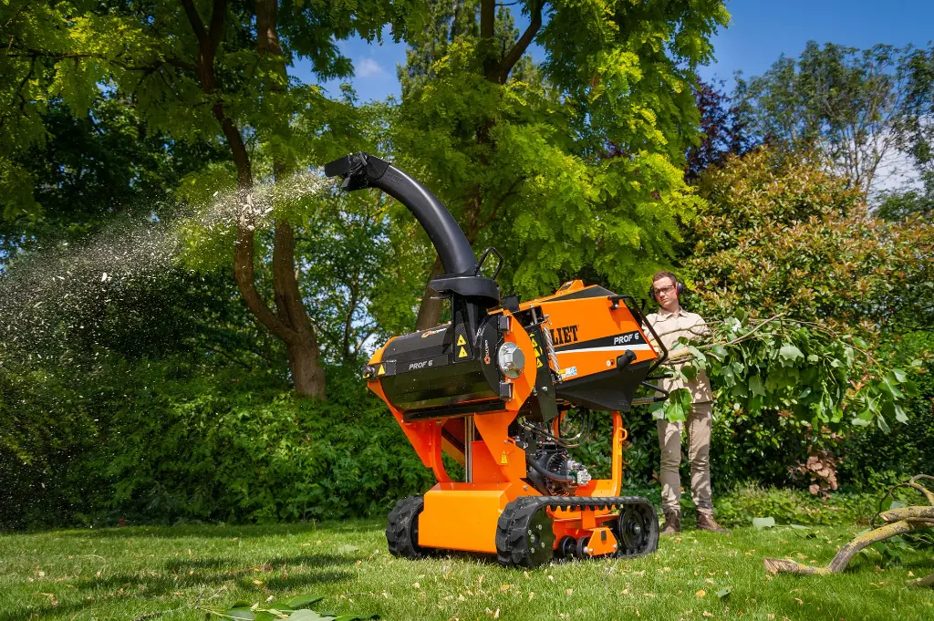 [ELIET PROF6CROSS-H-Z] Broyeur multivégétaux ELIET prof 6 avec traction sur chenilles et ZR rouleau ameneur, cross country, MA 032 020 439, MA032020439, MA 032 020 131, MA032020131, MA032 020 131