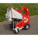 Broyeur vegetaux et branches bugnot 18cv KOHLER + traction + ameneur no stress